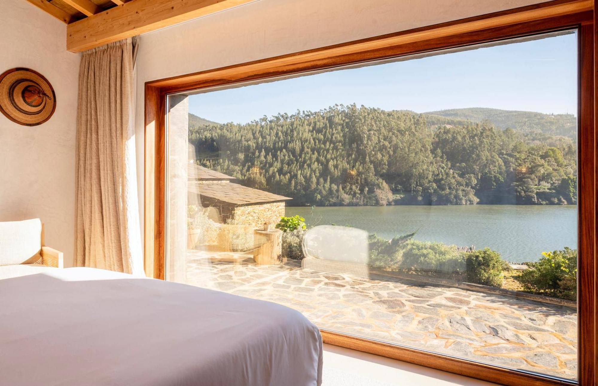 Dourwin - Riverside Suites - Adults Only Пеньяфьель Экстерьер фото